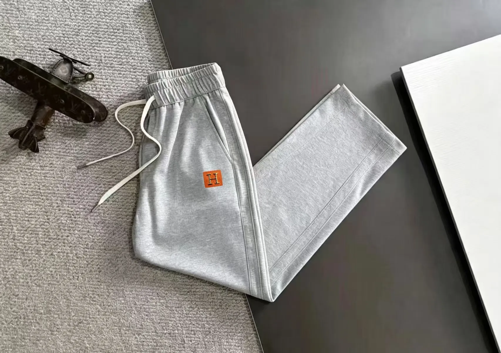 P160， New Arrival New Arrival ， Premium . ,Quality , ！ 。Sizes:29-36